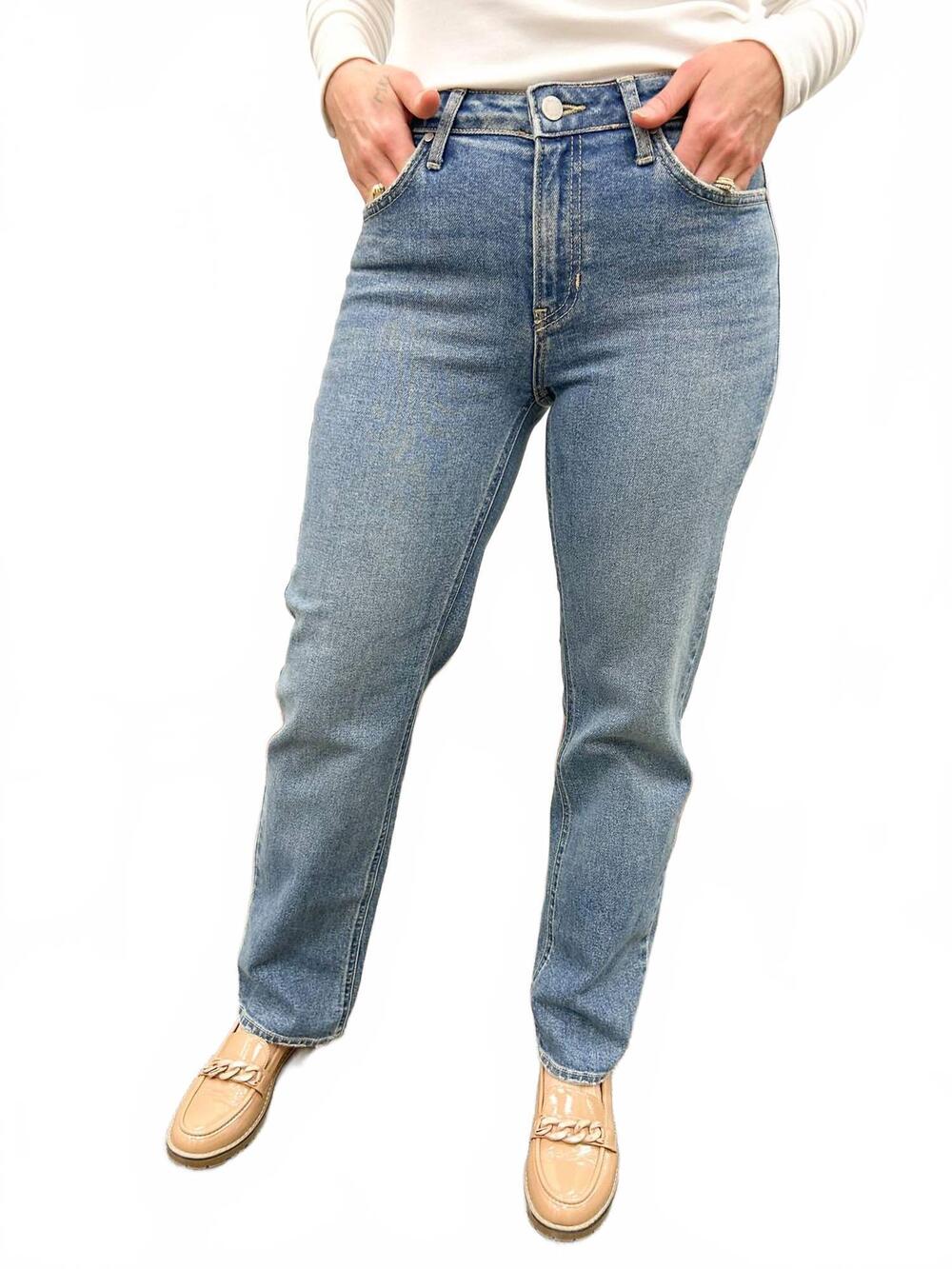 NEW JBD. mid rise straight leg jeans in medium wash